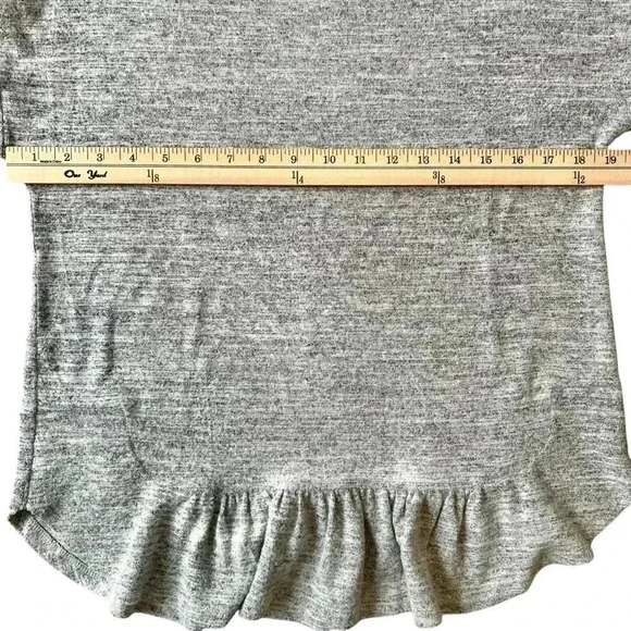 Gray super soft knit sweater nwt size small - Picture 6 of 7